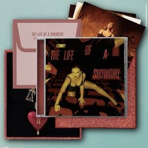 TAYLOR SWIFT It’s Frightening edition The Life of a Showgirl